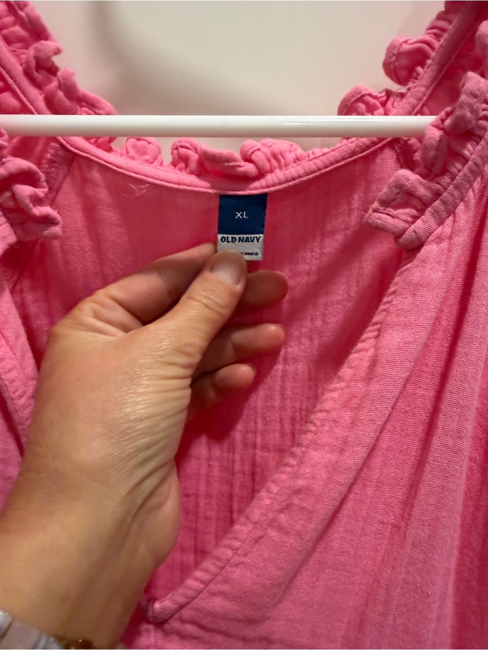 Old Navy Pink V-Neck Short Flutter Sleeve Tunic - Picture 2 of 3